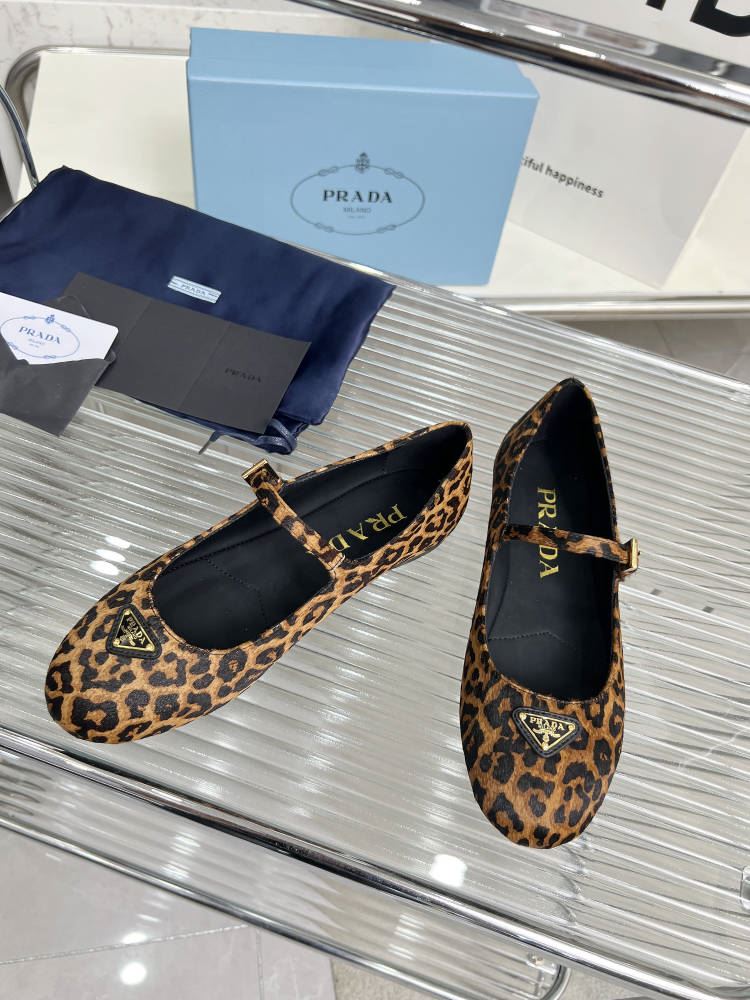 Prada flat shoes